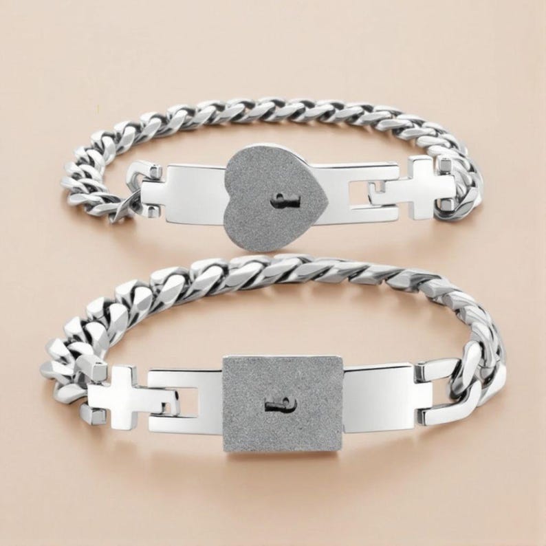 π Anti-Breakup Couple Bracelets